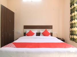 Collection O Deepak Hotel And Restaurant，位于Jairāmpura的酒店