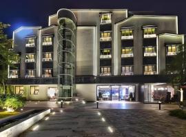 Immersing Hotels & Resort Yunzhu Meiyuan Wuyishan Impression Dahongpao，位于武夷山的酒店