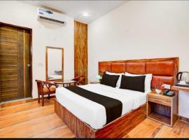 Hotel O Golden Swan Hotel
