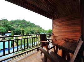 Phuttachot Resort，位于皮皮岛的带停车场的酒店