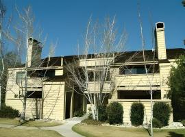 Club Lakeridge Resort，位于里诺的酒店