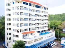 Nice Beach Hotel