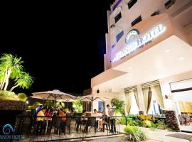 Islands Hotel，位于Diniginan的酒店