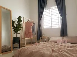 Deluxe Private Room by Adora