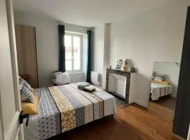 Chambre cosy chez l'habitant - cœur du village