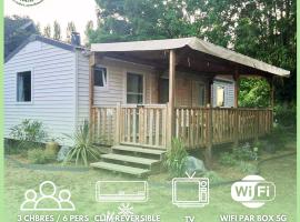Mobilhomes 6 & 4 pers à Ivry La Bataille Clim TV Wifi terrasse & confort Paris Eure Gestion，位于Ivry-la-Bataille的酒店
