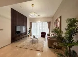 Grande Essence - Elegant 1BR in Downtown