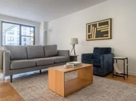 Blueground Yorkville pool nr Central Park NYC-1329