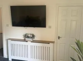 Four Bed Garden Luxe Enfield