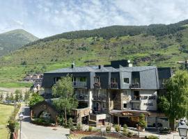 Hotel & SPA Llop Gris，位于埃尔塔特的酒店