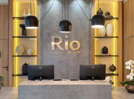 Rio Hotel By Bourbon Luque Asuncion，位于Luque的酒店