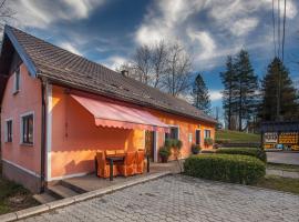 Guest House Slavica，位于普利特维采湖的住宿加早餐旅馆