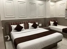 Hotel Sapphire By ASR Hotels