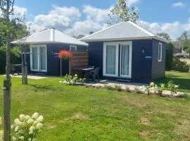 Recreatie aan de Vecht, Hooibergje 2, Weesp