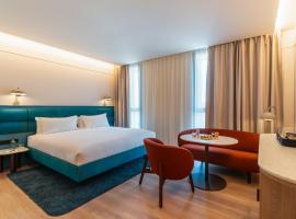 The Social Hub Barcelona Poblenou，位于巴塞罗那的酒店