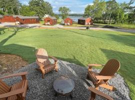 Cowan Creek Lodges，位于森特的酒店