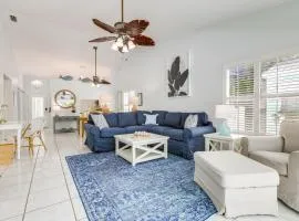 Private Pool and Backyard Villa in North Palm Beach