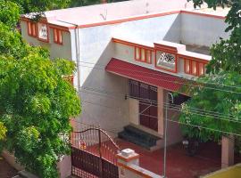 COIMBATORE 2BHK AC Private Villa By Shivalaya -Kovaipudur-，位于哥印拜陀的酒店