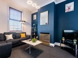 Spacious 5BR House in Central Derby - Near Amenities