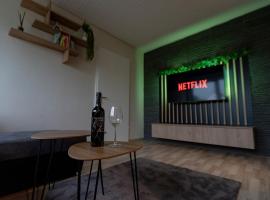 Modern Cozy Apartment With Stars，位于魏登的酒店
