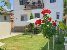 Kuća Amazonija，位于阿帕丁的酒店