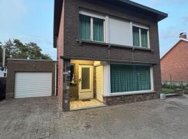 The Wandering House，位于Tremelo的酒店