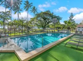 Rainforest & Reef Retreat - Esplanade Ground-Floor Apartment