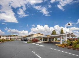 Rodeway Inn Albany，位于奥尔巴尼的酒店