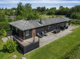 Cozy House Near Beach And Town