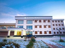 PLATINUM hotel，位于Guliston的酒店