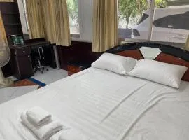 Home Rama 4 near BTS Thong Lor