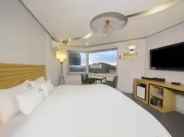Ocean View Haute Hotel