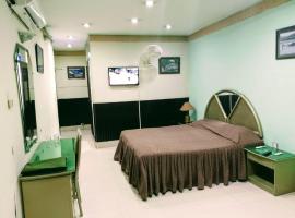 Hotel City View Peshawar，位于白沙瓦的酒店