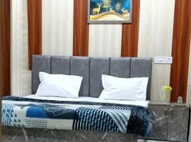 Shri Gopinath In