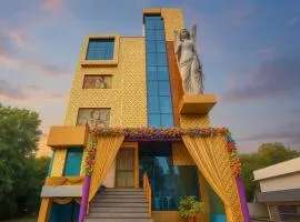 Amaira Hotels & Banquets Near Vaishali Metro Station