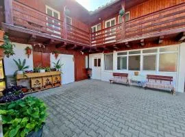 Casa Rica Vendégház