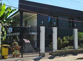 Ios Guest House 2，位于科布列季的酒店