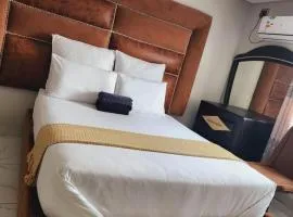 Duplessis Lodge