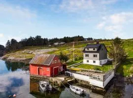 Amazing Home In Rong With Ethernet Internet