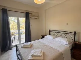 Karlovasi Apartments