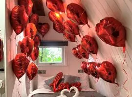 The Pod-Hot Tub-Woodland Lodges-St Clears-Carmarthen