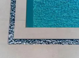 Ollenia's Harmony Luxury Apartments