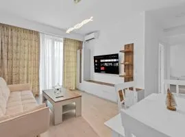 Relax Apartment With a View and Private Parking