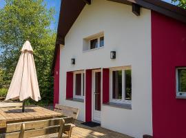 Chalet cosy entre lacs et montagnes，位于梅塔比耶的酒店