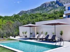 Orange Tree Pool Villas - Sea View and Private Pool