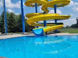 Zatoka Leśna，位于Stare Olesno的酒店