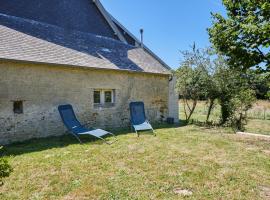 Holiday Home Le Launay by Interhome，位于Saint-Nicolas-de-Pierrepont的酒店