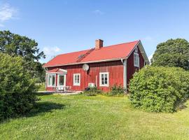 Holiday Home Skyberga Torp by Interhome，位于Kumla的酒店