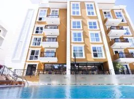Hotel 6 Marsi