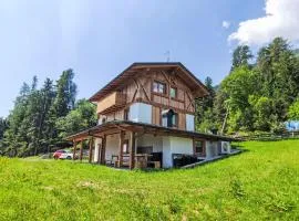 Apartment Larice Quadrilocale by Interhome